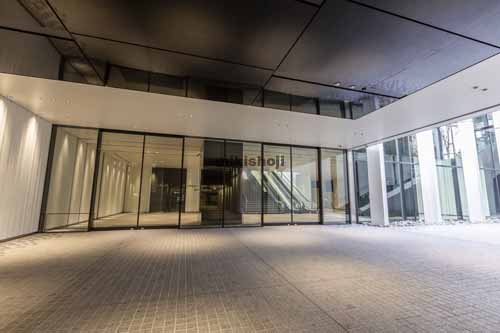 大阪梅田ツインタワーズ・サウス エントランス11