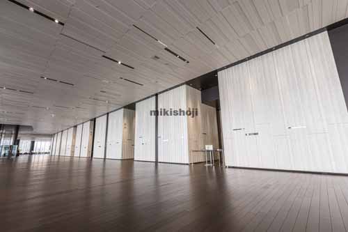 大阪梅田ツインタワーズ・サウス エントランス16