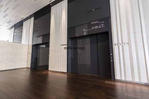 大阪梅田ツインタワーズ・サウス エレベーターホール11