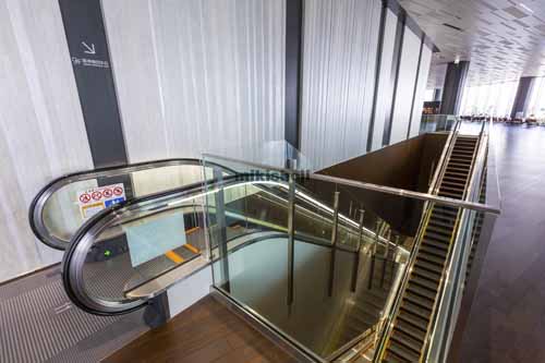 大阪梅田ツインタワーズ・サウス エレベーターホール13