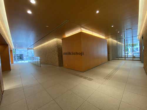 ヒロセ平野町ビル エントランス9