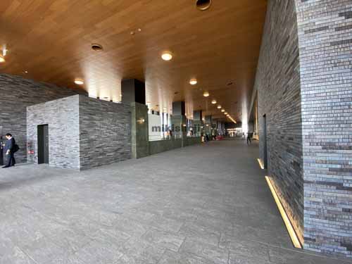 なんばスカイオ エントランス2