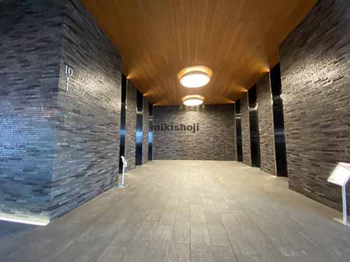 なんばスカイオ エントランス5