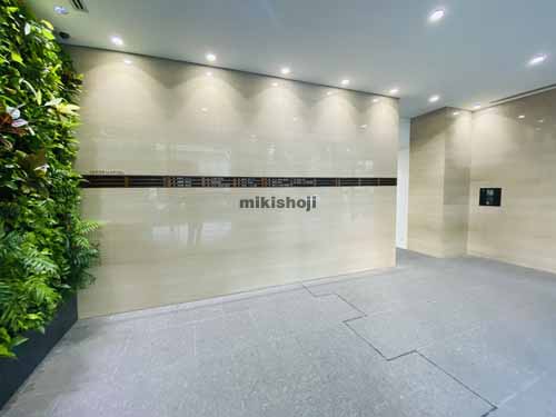 信濃橋富士ビル エントランス4