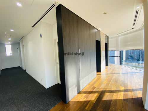 信濃橋富士ビル エレベーターホール3