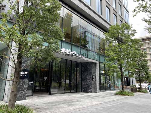 オービック御堂筋ビル エントランス1