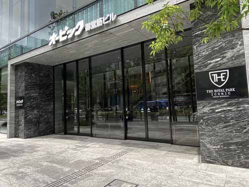 オービック御堂筋ビル エントランス3