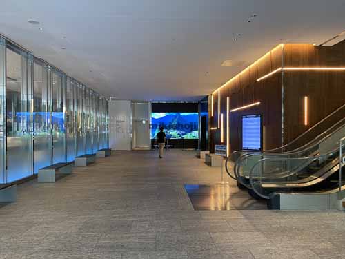 オービック御堂筋ビル エントランス6