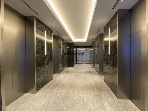 オービック御堂筋ビル エントランス8