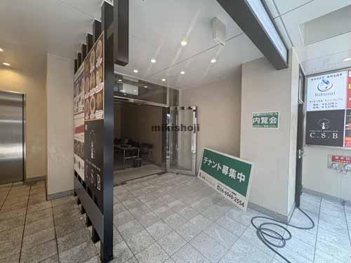 戎橋ＮＯＲＴＨビル エントランス1