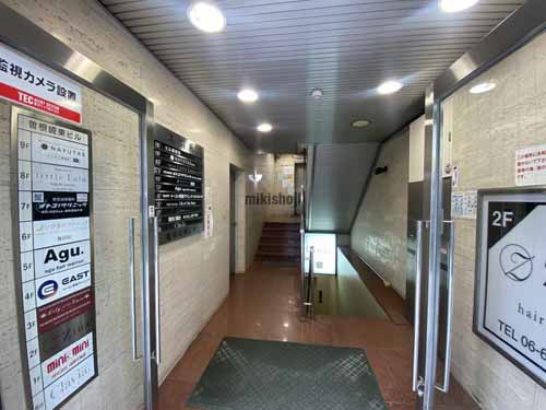 曽根崎東ビルディング エントランス3