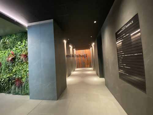 本町ガーデンシティテラス エントランス2