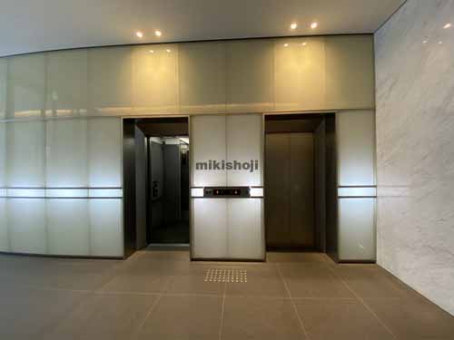 信濃橋東洋ビル エントランス2