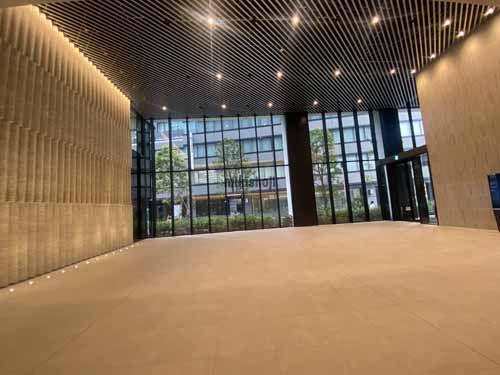 大阪堂島浜タワー エントランス3