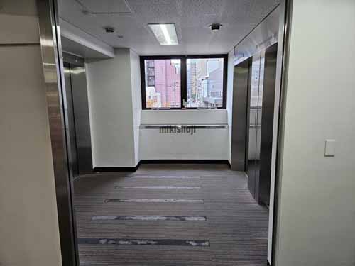 博多駅前シティビル エレベーターホール1