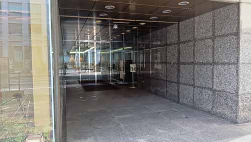 綾杉ビル エントランス1