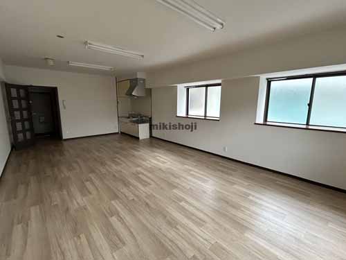 内山東光ビル 貸室内2