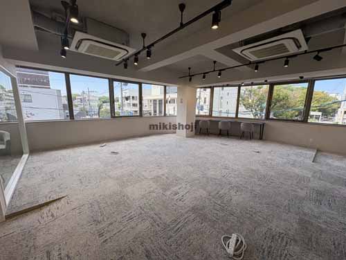 ＪＰ－ＢＡＳＥ赤坂天神ビル 貸室内1