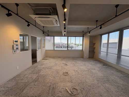 ＪＰ－ＢＡＳＥ赤坂天神ビル 貸室内5
