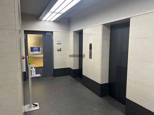 渡辺地所福岡駅前ビル エレベーターホール1