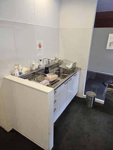 東比恵ビジネスセンター 水回り2