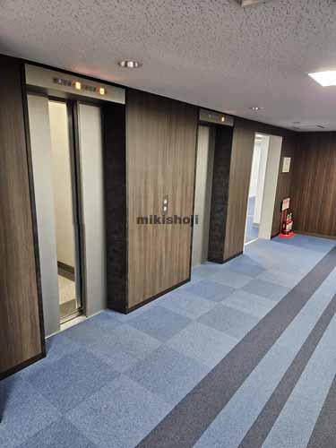 福岡昭和通ビル エレベーターホール1