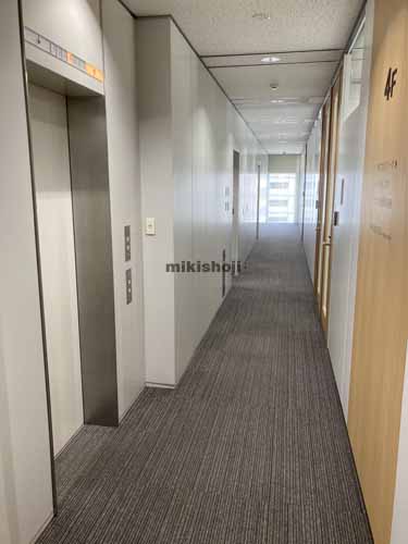 博多祇園プラザビル エレベーターホール1