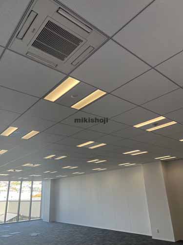 ＪＲ長崎駅ビル 貸室内1