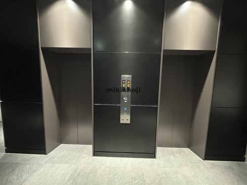 新比恵ビル エレベーターホール1