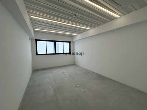 グラムビル御供所町 貸室内1