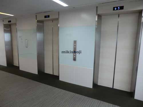 ランディック新橋ビル エレベーターホール1
