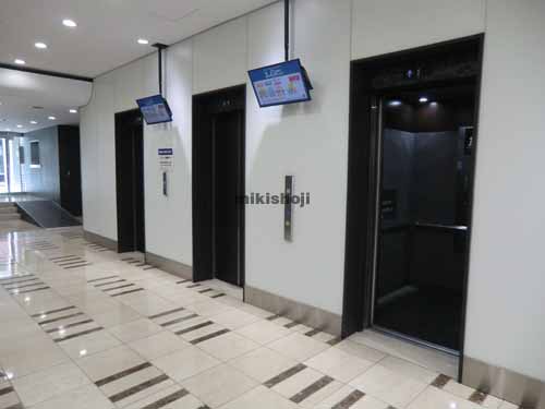 ランディック新橋ビル エレベーターホール2