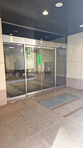 斎藤ビル エントランス1