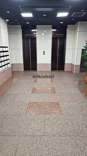 斎藤ビル エレベーターホール1