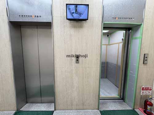 小伝馬町・大伝馬町の岡谷ビルディング エレベーターホール1