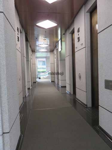 新宿野村ビル エレベーターホール4