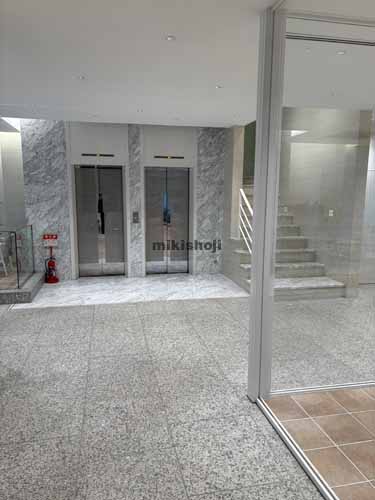 神田岩本町プラザビル エレベーターホール1