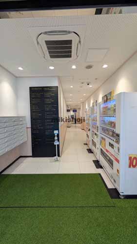 高田馬場の千年ビル エレベーターホール1