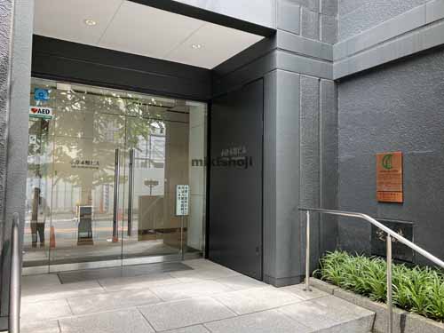 小津ビル本館 エントランス1