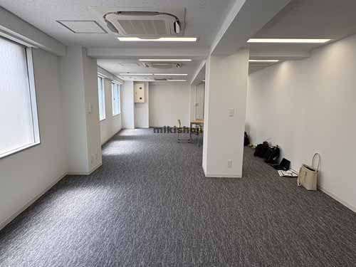 渋谷の井門美竹ビル 貸室内1