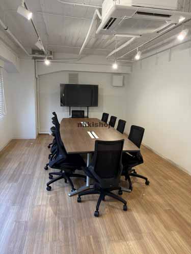 広尾オフィスビル セットアップ室内3