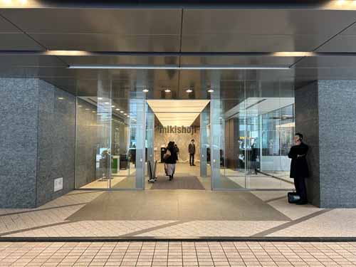 ウノサワ東急ビル エントランス3