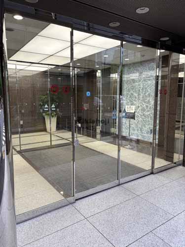 西新橋の３東洋海事ビル エントランス5