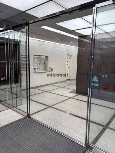 西新橋の３東洋海事ビル エントランス6