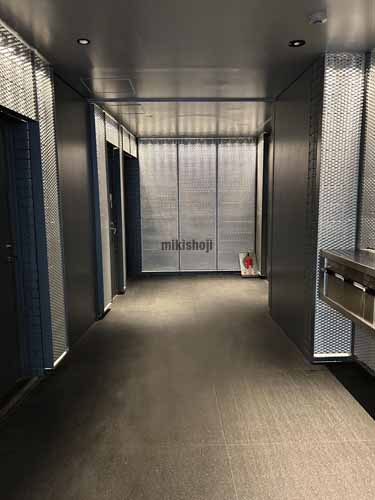 ＴＴＳ南青山ビル エントランス1