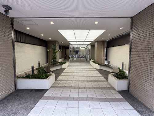 西新橋の７東洋海事ビル エントランス2