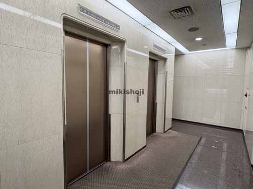 西新橋の７東洋海事ビル エレベーターホール1