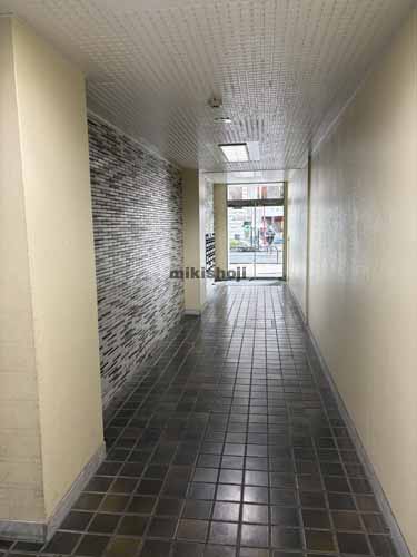 長谷川ビル エントランス3