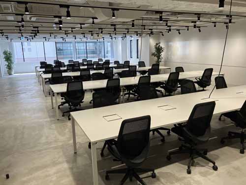 プレファス神宮前 貸室内1