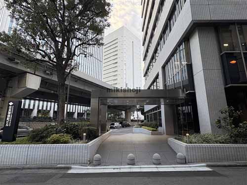 住友神保町ビル エントランス2